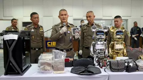 ลูบคม บช.ก.