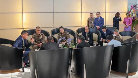 ผบ.ตร.ปราบสิ้น “รถน้ำหนักเกิน-ส่วยสติกเกอร์” บช.ก. แก้กฎหมายเพิ่มโทษ