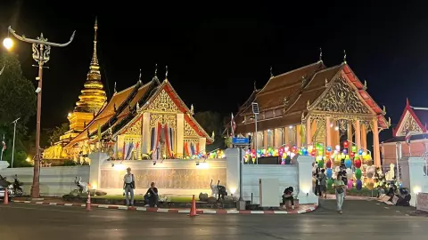 รับลมหนาว ณ ถนนคนเดินกาดข่วงเมืองน่าน สืบสานวัฒนธรรม