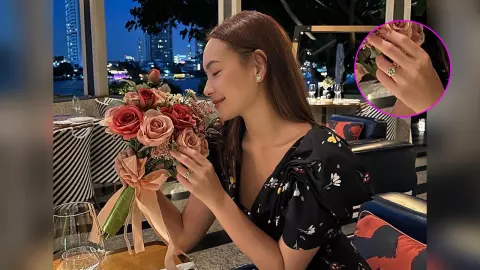 บี น้ำทิพย์ โพสต์ภาพสวมแหวนเพชรเม็ดใหญ่มาก เพื่อนในวงการแห่ยินดี