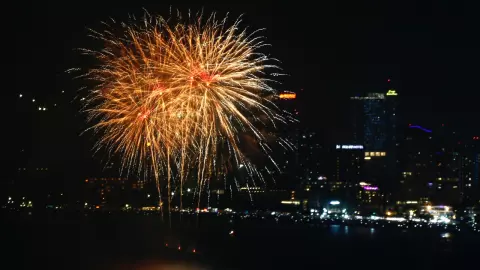 แจกพิกัด ‘จุดชมพลุ’ ในเทศกาลพลุนานาชาติพัทยา 2566