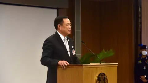 “อนุทิน” สานต่อ “ฝายแกนดินซีเมนต์” เก็บน้ำนอกพื้นที่ชลประทาน สู้ภัยแล้ง 