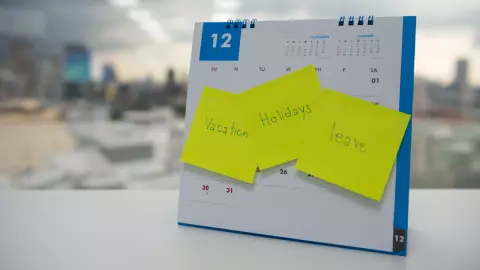 วันหยุดปีใหม่ 2567 วันไหน เช็กปฏิทิน วางแผนหยุดยาวได้ที่นี่