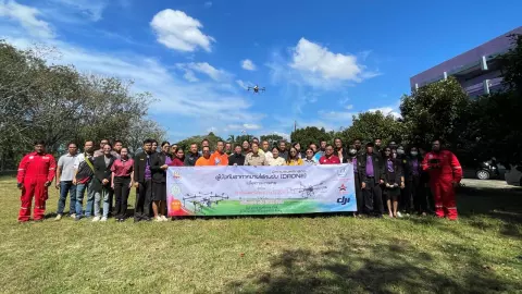 ผู้ว่าฯ จันทบุรี เปิดโครงการพัฒนาทักษะอาชีพ ผู้บังคับโดรนการเกษตร แก่ผู้ว่างงาน