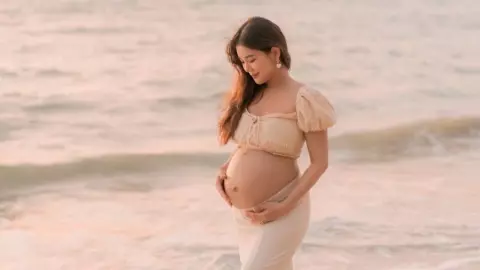 ก้อย รัชวิน ย้ายมาอยู่กรุงเทพฯ 3 เดือน เครียดใกล้คลอดแต่ลูกยังไม่กลับหัว