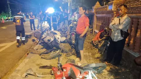 กระบะตีนผีเมาแล้วขับ พุ่งชนแหลกขยี้ จนท. คนเดินถนน ตาย 8 เจ็บ 14 ราย