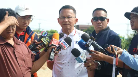"สมศักดิ์" ชี้ "ก้าวไกล" ขอเสียง หนุนร่างนิรโทษกรรม แค่ตีฆ้องร้องป่าว