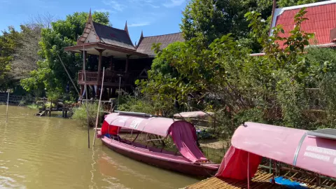 แวะเช็กอิน ชุมชนบ้านแหลม ล่องเรือเที่ยวบนสายน้ำแห่งวัฒนธรรรม สัมผัสชุมชนยั่งยืน