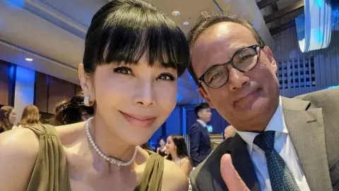 “ไอเลิฟ!!”