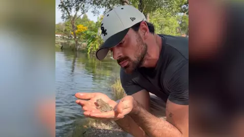 แฟนคลับแห่กรี๊ด นักแสดงดัง "มิเคเล มอร์โรเน" เดินทางมาเที่ยวไทย