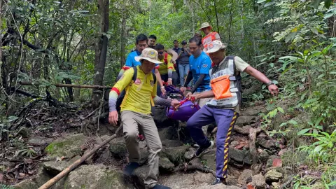 เจอศพหนุ่มฝรั่งเศส ลื่นตกชั้น 4 น้ำตกบนเกาะสมุย ร่างขัดในซอกหิน