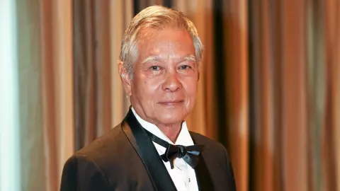 เชิดชู้ชูใจ