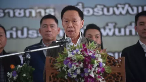 "พัชรวาท" เด้งรับปัญหาคนท่าบ่อ เตรียมชง ครม.แก้ปัญหาขาดแคลนน้ำประปา