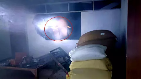 บุรีรัมย์ ผวาช้างล้นป่า บุกพังบ้านกินข้าวเปลือก ฆ่าคนตายไปแล้ว 4 (คลิป)