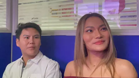 ใหม่ พัชรี เข้าพบตร. หลังเสี่ยดังนางรอง แจ้งหมิ่นประมาท โพสต์คลิปบุกห้องแต่งตัว