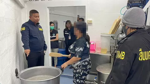 โรงงานเถื่อน (คลิป)