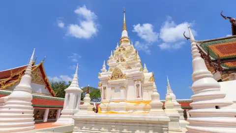 รับพรก่อนปีใหม่ ปักหมุดเที่ยว ‘พระบรมธาตุ’ ภาคใต้ มีที่ไหนบ้าง