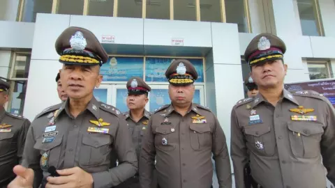 เด้งแล้ว 7 ตำรวจสืบจังหวัดปทุมธานี ปมข่มขืน-รีดเงินพีอาร์สาว แลกเคลียร์คดียาเค