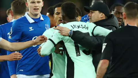 สัญญาณแพแตก “แข้งเชลซี” เริ่มตั้งข้อสงสัย “โปเชตติโน” หลังทีมฟอร์มบู่จนกู่ไม่กลับ