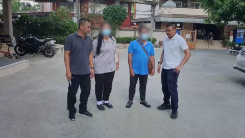 รวบ 2 ผัวเมีย ลักทรัพย์นายจ้าง ขโมยเงินปั๊มกว่า 24 ล้านบาท อ้างเล่นพนัน