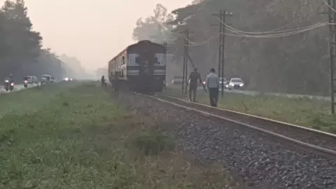ขาด 2 ท่อน "รถไฟขยี้" เบรกไม่ทัน คาดคิดสั้น-เป็นศพสยอง