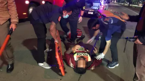 นาทีชนสนั่น จราจรเชียงใหม่สาหัส สงสัยคู่กรณีเมาจากผับปิดตี 4 (คลิป)