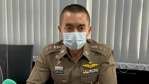 2 พ.ต.ต.-ร.ต.ต. อุ้มตบทรัพย์ สังกัดไซเบอร์ รีดเงิน 3 หมื่น