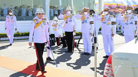 พระราชินีเสด็จทอดพระเนตร แข่งขันราชวัลลภเริงระบำ