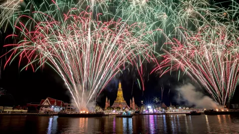 ปักหมุด "10 จุด" ทั่วไทย "เคาต์ดาวน์" ปีใหม่ 2567