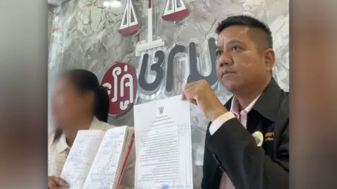 หญิงวัย 59 ร้องทนายช่วย อ้างทำหวยรางวัลที่ 1 มูลค่า 24 ล้านหายที่ตลาด