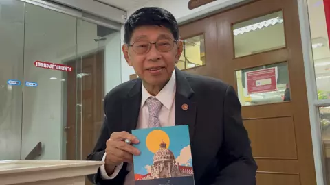 “วิษณุ” เข้าทำเนียบแจกลายเซ็นหนังสือ “เลขที่ 1 ถนนพิษณุโลก”