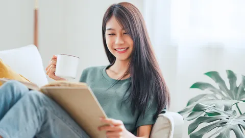 แนะนำ 10 หนังสือพัฒนาตนเอง ปรับมุมมอง เปลี่ยนเป็นคนใหม่รับปี 2567