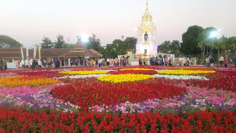 เริ่มแล้วงาน “อิ่มไอหนาว แอ่วม่วนลำ @ กว๊านพะเยา” 25 ธ.ค.-3 ม.ค. 67 ริมกว๊านพะเยา