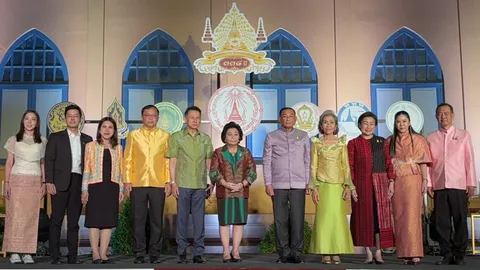 "พวงเพ็ชร-เสริมศักดิ์" ชวนเที่ยวงานสมโภช 338 ปี วัดมหาธาตุฯ 7 วัน 7 คืน