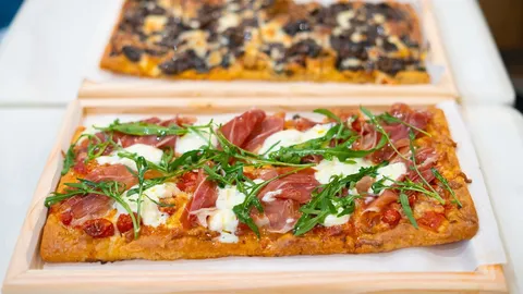 กูร์เมต์ มาร์เก็ต เอาใจคนหิวยามดึก