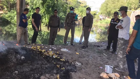 ฆ่าโหดลุงเก็บขยะ ขี้ยาออกคุกมาขออยู่ด้วย จอบสับหัวถีบร่างเผาทิ้ง