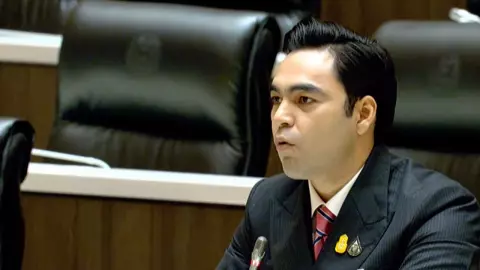 เจเศรษฐ์ เดือด ประปาหมู่บ้านไม่เคยได้รับการแก้ไข ต้องยึดความเดือดร้อนประชาชน