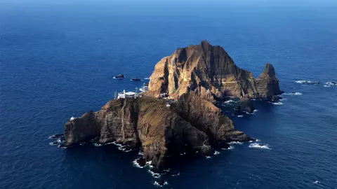 ขัดแย้งเรื่องชื่อทะเล