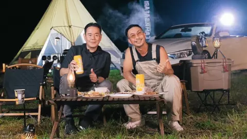 "เป๊ก-โจอี้ บอย" ย้อนอดีตสมัยเรียนจากคู่อริกลายเป็นสหาย