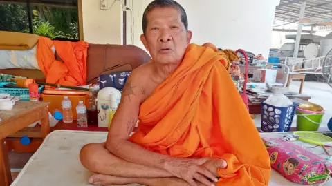 วอนช่วยเจ้าอาวาสวัดเทพสโมสร อาพาธติดเตียงในวัด ไม่มีใครทำบุญ ขาดปัจจัย-อาหาร