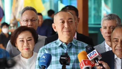 “เฉลิมชัย” เผย “เฮียเก้า” ไม่ใช่น้องคนละแม่ ขู่ฟ้องกลับถ้าโยงเสียหาย