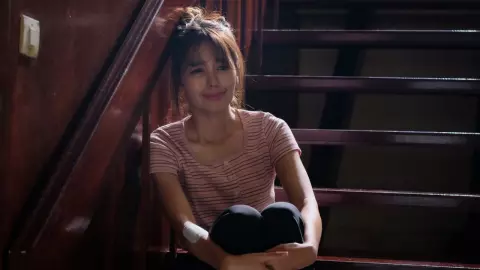 ฟิล์ม ฉัตรดาว สุดเศร้า จากสะใภ้กลายเป็นทาสในบ้านสามี จะอดทนต่อหรือพอแค่นี้