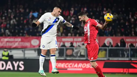 "อินเตอร์ มิลาน" ฟอร์มดุ บุกถล่ม "มอนซา" กระจุย ครองจ่าฝูงกัลโช่ เซเรีย อา