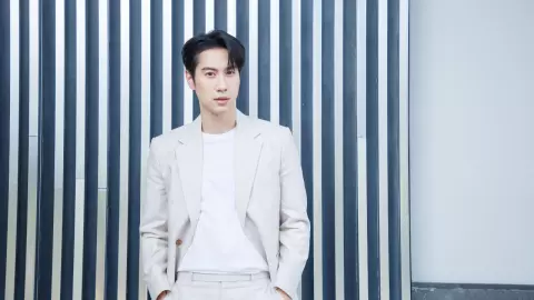 มุมน่ารัก ไบร์ท รพีพงศ์ พระเอกสายวายมาแรง เปิดเหตุผลขอ FC อย่าเปย์หนัก