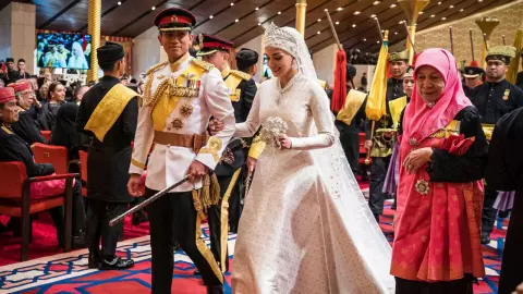 แสนหวาน ประมวลภาพพิธีเสกสมรส เจ้าชายอับดุล มาทีน แห่งบรูไน 