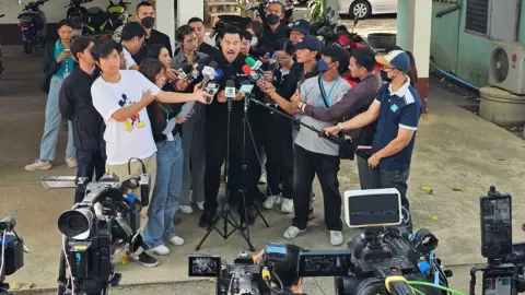 กัน จอมพลัง บุก สภ.อรัญประเทศ แจ้งความ 5 ทรชน ล่วงละเมิดเยาวชนหญิง