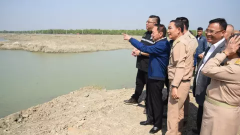 "พัชรวาท" เร่งรัด "โครงการแก้มลิงทุ่งหิน" หวังยกระดับคุณภาพชีวิต ปชช. 