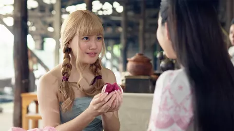 “มินนี่” มุ่งมั่นช่วย “โอบ” งัดสกิลแม่ค้าออนไลน์ขายกาแฟ-ชาไข่มุก ใน “นางทาสหัวทอง”