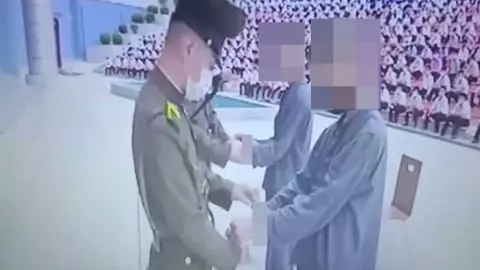 2 วัยรุ่นเกาหลีเหนือ โดนลงโทษใช้แรงงาน 12 ปี ฐานดูซีรีส์เกาหลีใต้