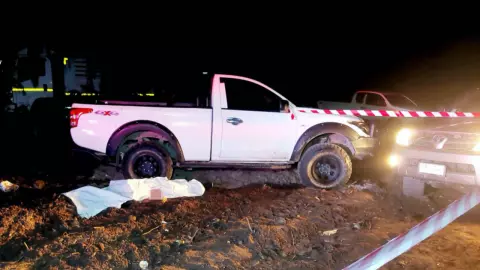 มือปืนซุ่มสังหารอดีต ผช.กำนัน ยิงด้วยลูกซองออโต้ดับคางานศพ